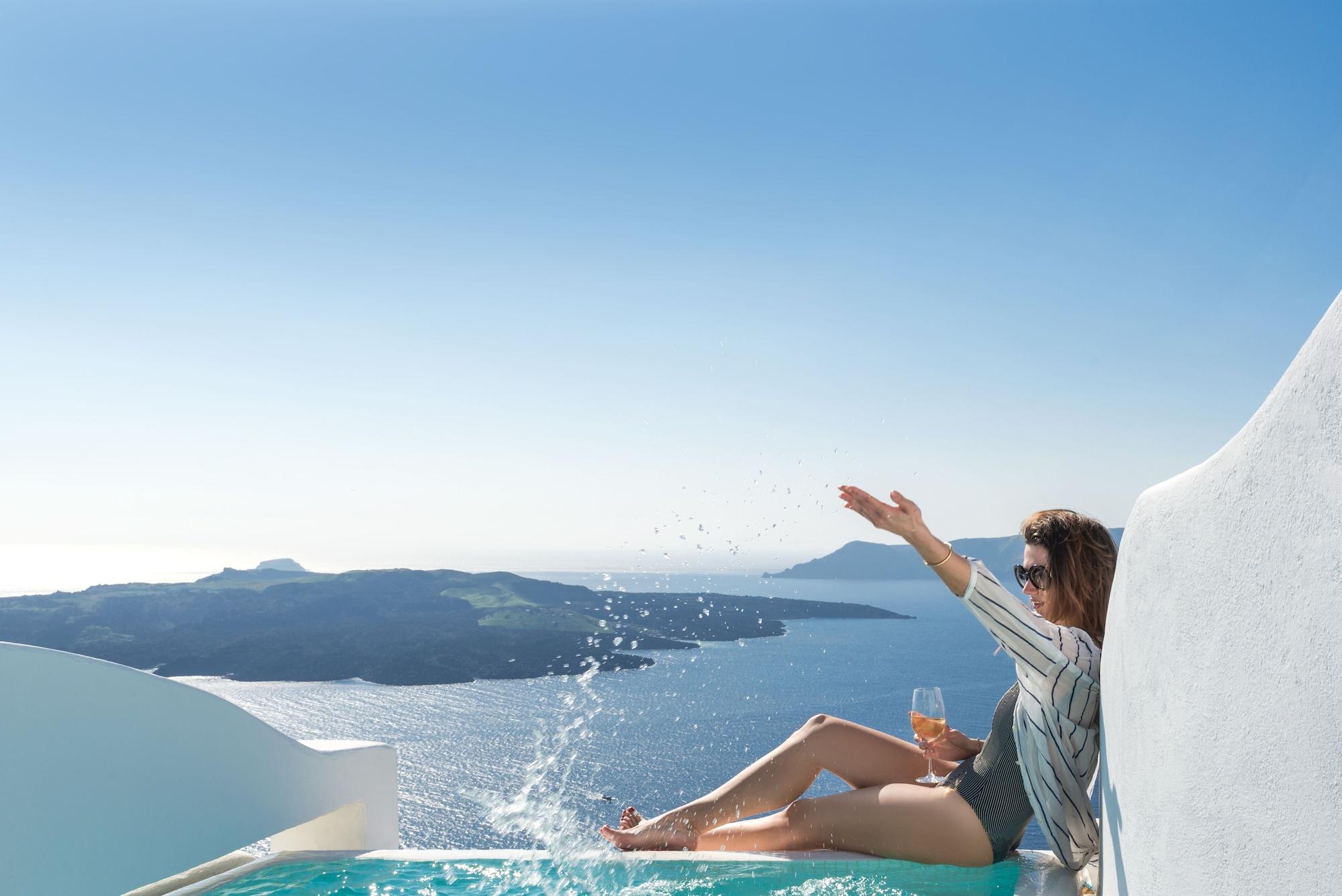 Adamant Suites (Adults Only) Фіра Екстер'єр фото